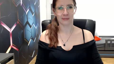 KayaLips online show from 18, 2, 2025