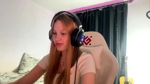 Amia online show from 15, 4, 2026