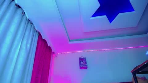 kayla_sexx online show from 10, 4, 2026