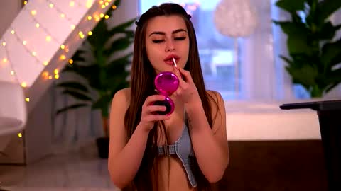 kaylabray online show from 24, 2, 2026