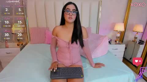 Snapshot of kayladavies_ chatting on 30, 5, 2026 kayladavies_ online show from 30, 5, 2026