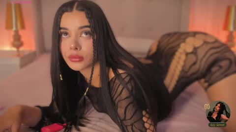 Kayla online show from 10, 4, 2026