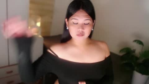 Snapshot of kayleepinay chatting on 18, 6, 2026 Y O U R F U T U R E K A Y L E E online show from 18, 6, 2026