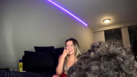 Snapshot of kaythepetiteblonde chatting on 7, 10, 2025 kaythepetiteblonde online show from 7, 10, 2025