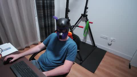 Neon online show from 8, 7, 2026