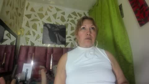 Snapshot of kazsandrah chatting on 8, 11, 2025 KAZSANDRAH online show from 8, 11, 2025