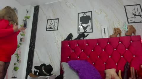 KAZSANDRAH online show from 15, 4, 2026