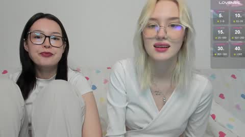 Snapshot of kebesheska chatting on 16, 12, 2024 Seb Polly Roxy Jonny online show from 16, 12, 2024