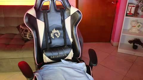 keeiity_moon online show from 26, 6, 2026