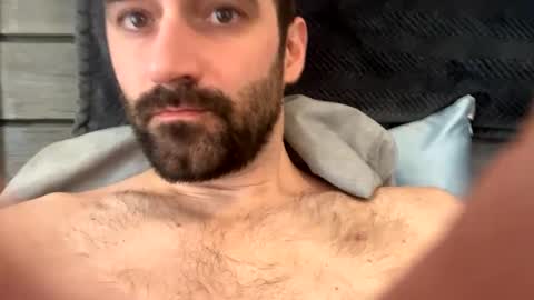 keepquietj online show from 28, 1, 2025