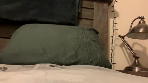 keepquietj online show from 10, 2, 2025