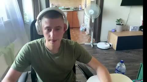 Snapshot of keksik__ chatting on 2, 7, 2026 keksik__ online show from 2, 7, 2026