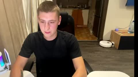 Snapshot of keksik__ chatting on 18, 7, 2026 keksik__ online show from 18, 7, 2026