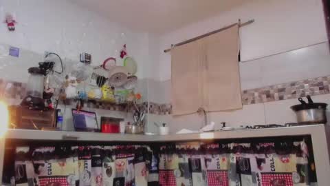 kelly__thomson online show from 18, 12, 2024