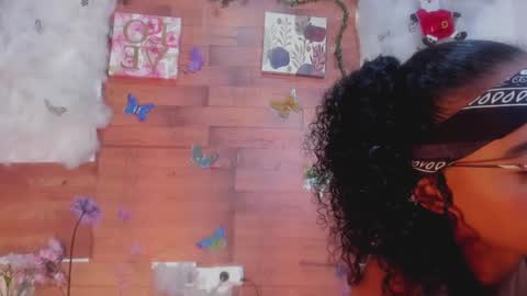 kelly__thomson online show from 19, 12, 2024