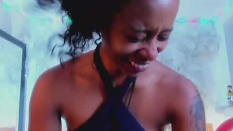 kelly__thomson online show from 27, 2, 2025