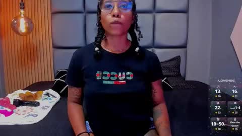 kelly__thomson online show from 10, 1, 2026