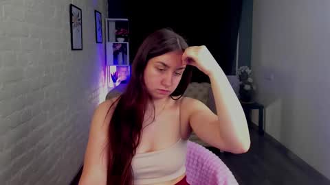 Snapshot of kelly_angell chatting on 7, 1, 2026 Kelly3 online show from 7, 1, 2026