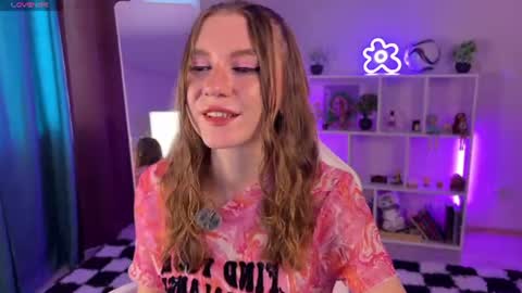 Snapshot of kelly_sunnn chatting on 25, 7, 2026 Kelly online show from 25, 7, 2026