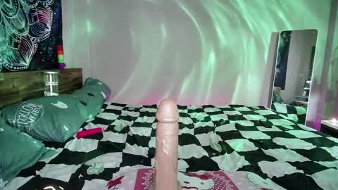 Kelly online show from 2, 12, 2024