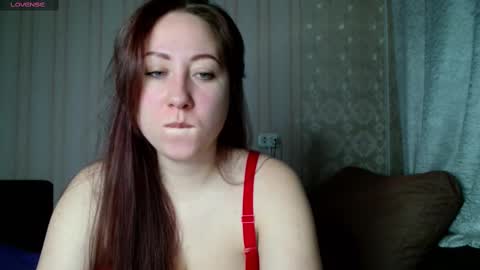 kellycrystall online show from 3, 1, 2025