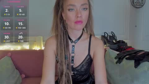 Snapshot of kellyfouler chatting on 7, 2, 2025 KellyFouler online show from 7, 2, 2025