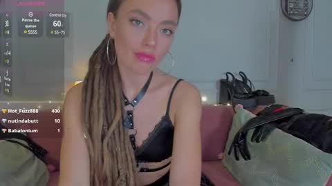 Snapshot of kellyfouler chatting on 9, 2, 2025 KellyFouler online show from 9, 2, 2025