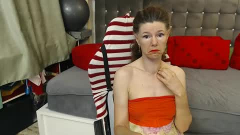 Snapshot of kellynumber chatting on 9, 6, 2026 kelly online show from 9, 6, 2026