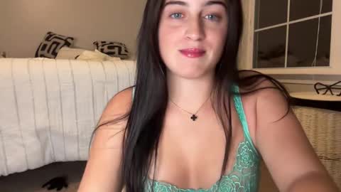Snapshot of kellysswrld chatting on 14, 1, 2026 kellysswrld online show from 14, 1, 2026