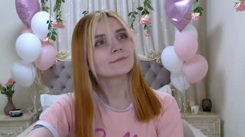 Kelly Stoneys online show from 21, 2, 2025