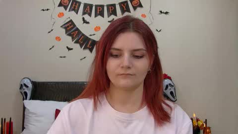 Kelly Stoneys online show from 2, 11, 2025