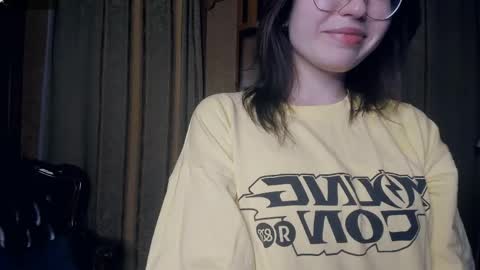 Snapshot of kemberlyrobeza chatting on 19, 5, 2026 Lina online show from 19, 5, 2026