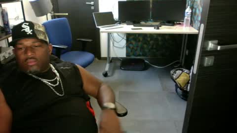 Snapshot of ken3897 chatting on 8, 7, 2026 ken3897 online show from 8, 7, 2026