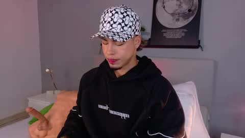   online show from 26, 3, 2026