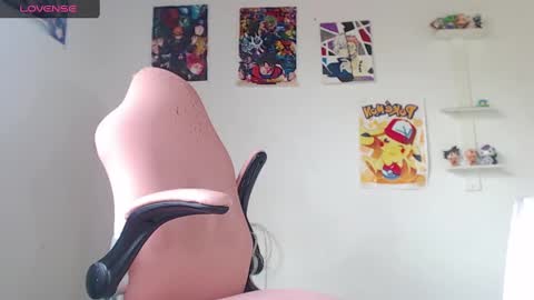 Snapshot of kendall_ros chatting on 24, 12, 2024 kendall ross online show from 24, 12, 2024