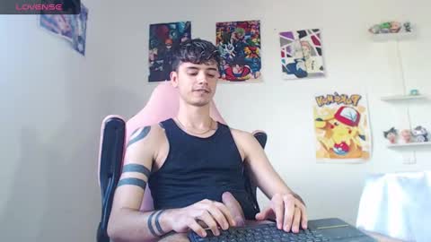 Snapshot of kendall_ros chatting on 10, 1, 2025 kendall ross online show from 10, 1, 2025