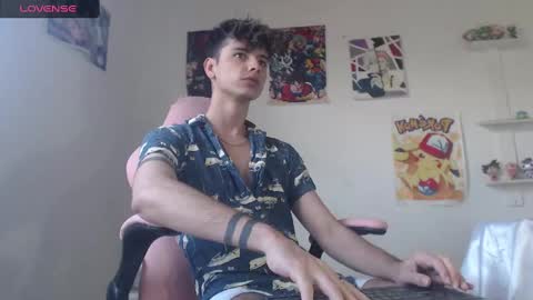 Snapshot of kendall_ros chatting on 19, 1, 2025 kendall ross online show from 19, 1, 2025