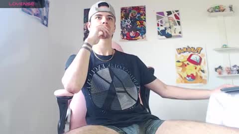 Snapshot of kendall_ros chatting on 29, 1, 2025 kendall ross online show from 29, 1, 2025