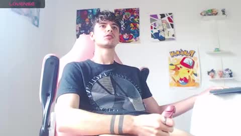 Snapshot of kendall_ros chatting on 4, 2, 2025 kendall ross online show from 4, 2, 2025