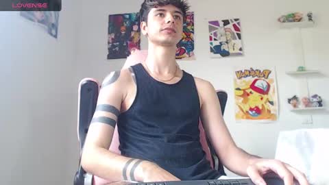 Snapshot of kendall_ros chatting on 6, 2, 2025 kendall ross online show from 6, 2, 2025