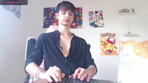 Snapshot of kendall_ros chatting on 7, 2, 2025 kendall ross online show from 7, 2, 2025