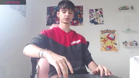 Snapshot of kendall_ros chatting on 8, 2, 2025 kendall ross online show from 8, 2, 2025