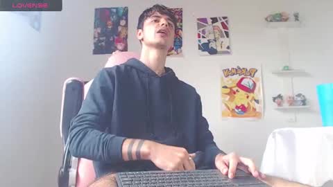 Snapshot of kendall_ros chatting on 9, 2, 2025 kendall ross online show from 9, 2, 2025