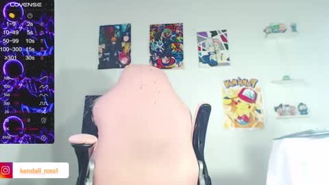 Snapshot of kendall_ros chatting on 5, 3, 2025 kendall ross online show from 5, 3, 2025