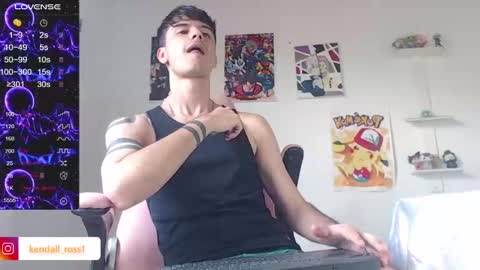 Snapshot of kendall_ros chatting on 9, 3, 2025 kendall ross online show from 9, 3, 2025