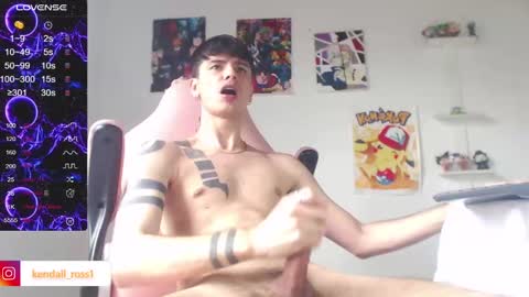 Snapshot of kendall_ros chatting on 12, 3, 2025 kendall ross online show from 12, 3, 2025