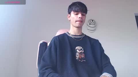 Snapshot of kendall_ros chatting on 8, 9, 2025 kendall ross online show from 8, 9, 2025