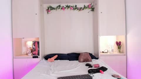 Kendal online show from 6, 1, 2026