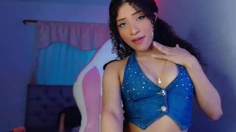 Snapshot of kendallrush2 chatting on 1, 1, 2025 Kendall Rush online show from 1, 1, 2025