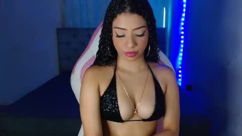 Snapshot of kendallrush2 chatting on 31, 1, 2025 Kendall Rush online show from 31, 1, 2025